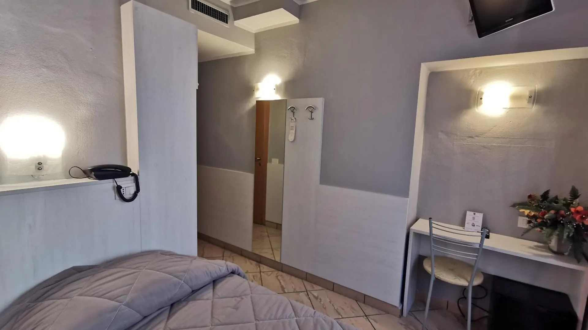 ***  Hotel Brianza Milánó Olaszország
