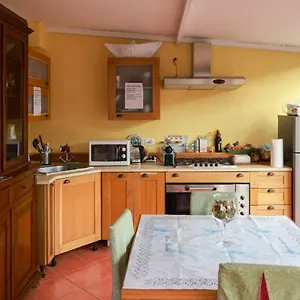 https://sanberillohouse.taorminaitalyhotels.com