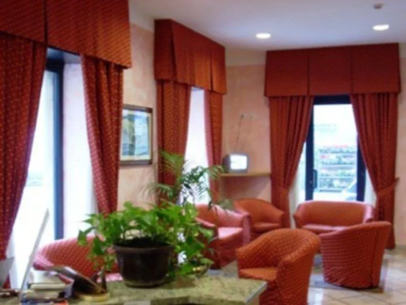 ***  Hotel Brianza Milánó Olaszország